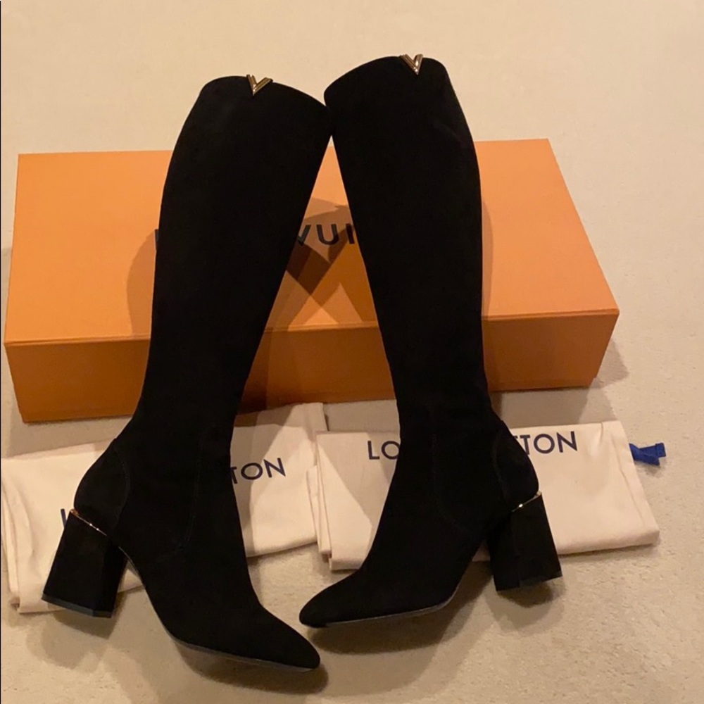 COPY - Louis Vuitton tall boots
